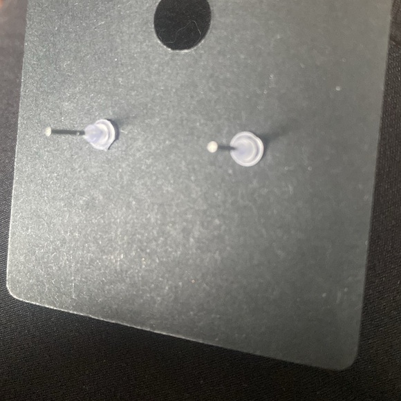 Gold and Red Floral Earrings - Picture 3 of 3